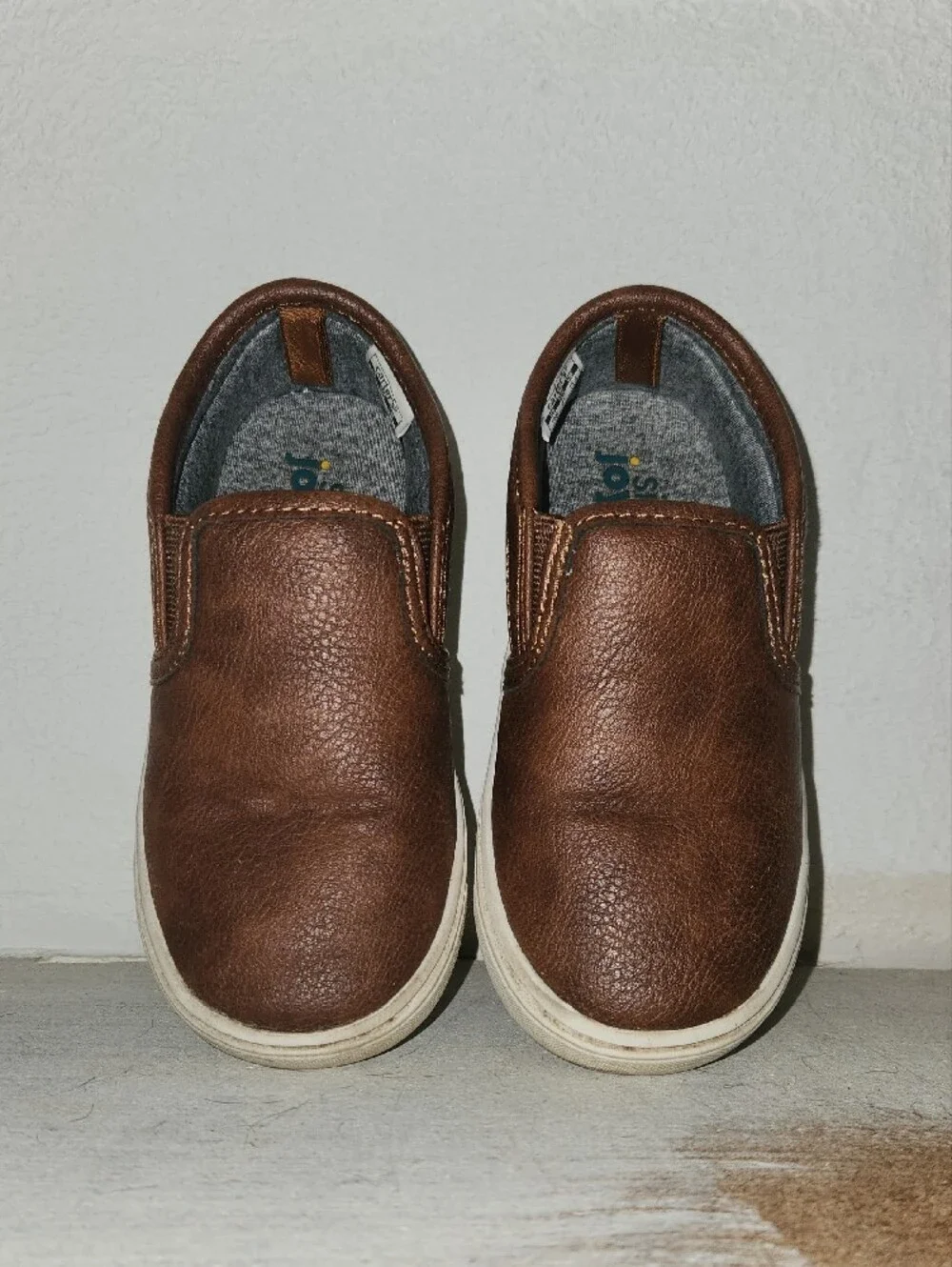 Size 10 Toddler Simple Joys by Carter's Slip-On Casual Sneakers in Brown
